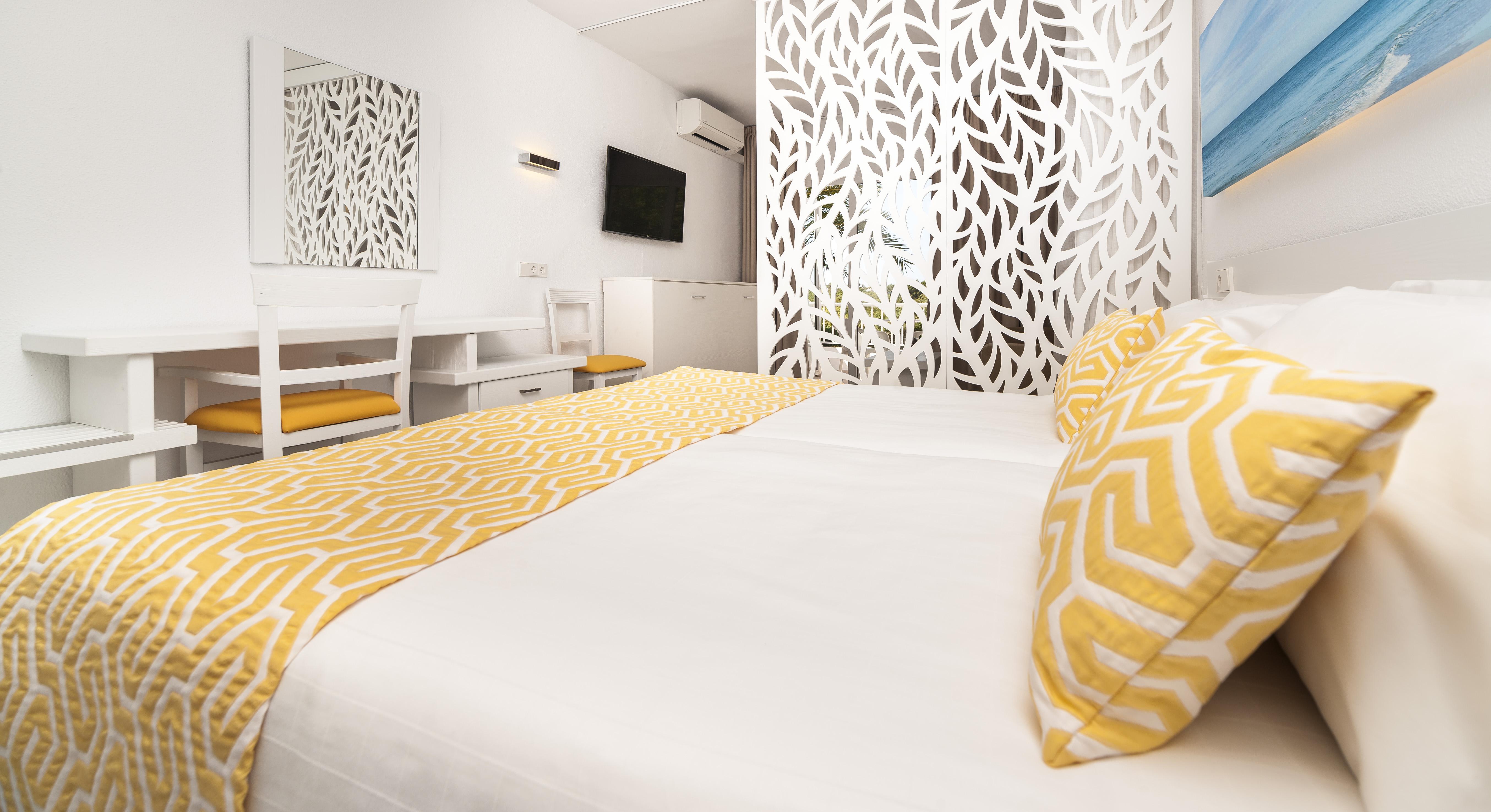 Hotel Globales Samoa à Calas de Mallorca Extérieur photo